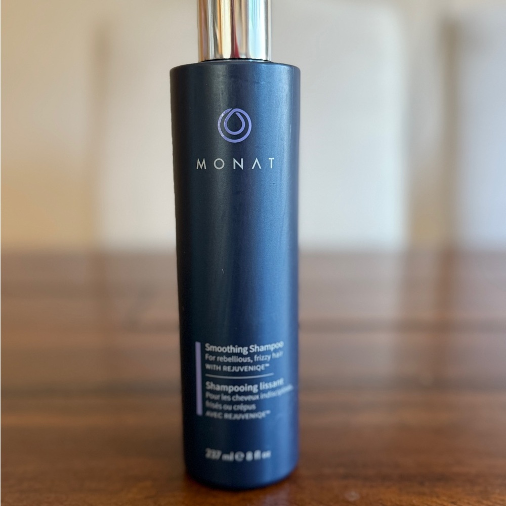 Monat Smoothing Shampoo - Black